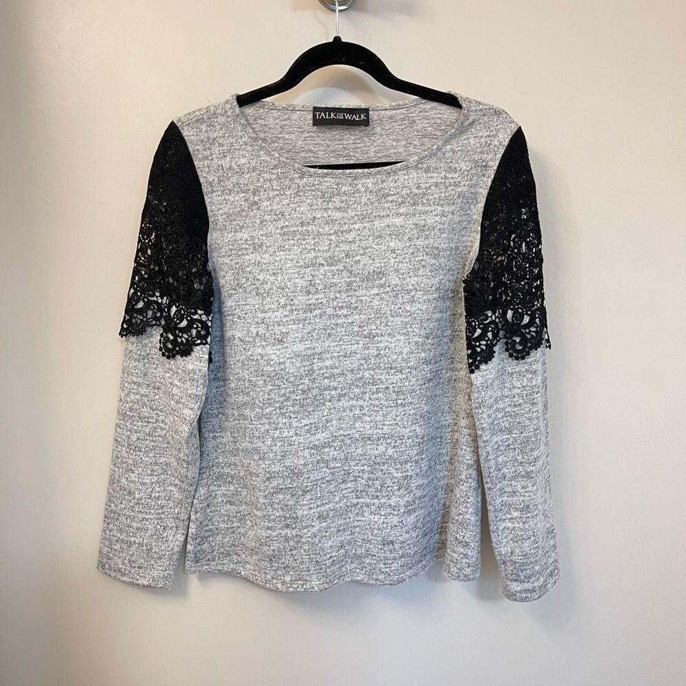 Talk of the Walk NWOT Women Top Black Lace Grey Long Sleeve Sz M